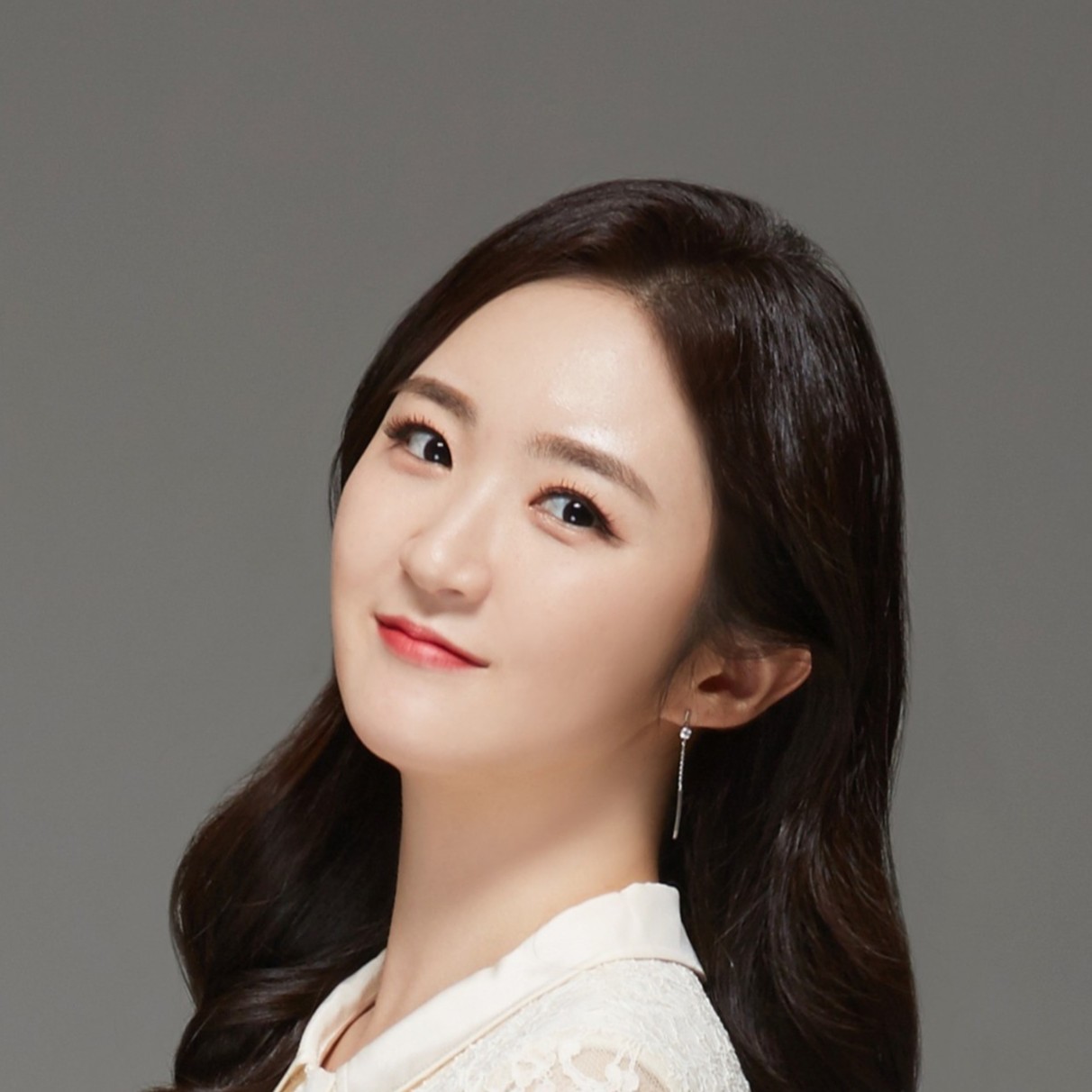 Portrait of Dr. Chanmi Sarah Lee